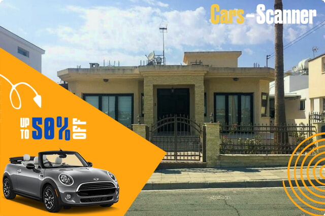 Utforska Larnaca med stil: Cabriolet biluthyrning